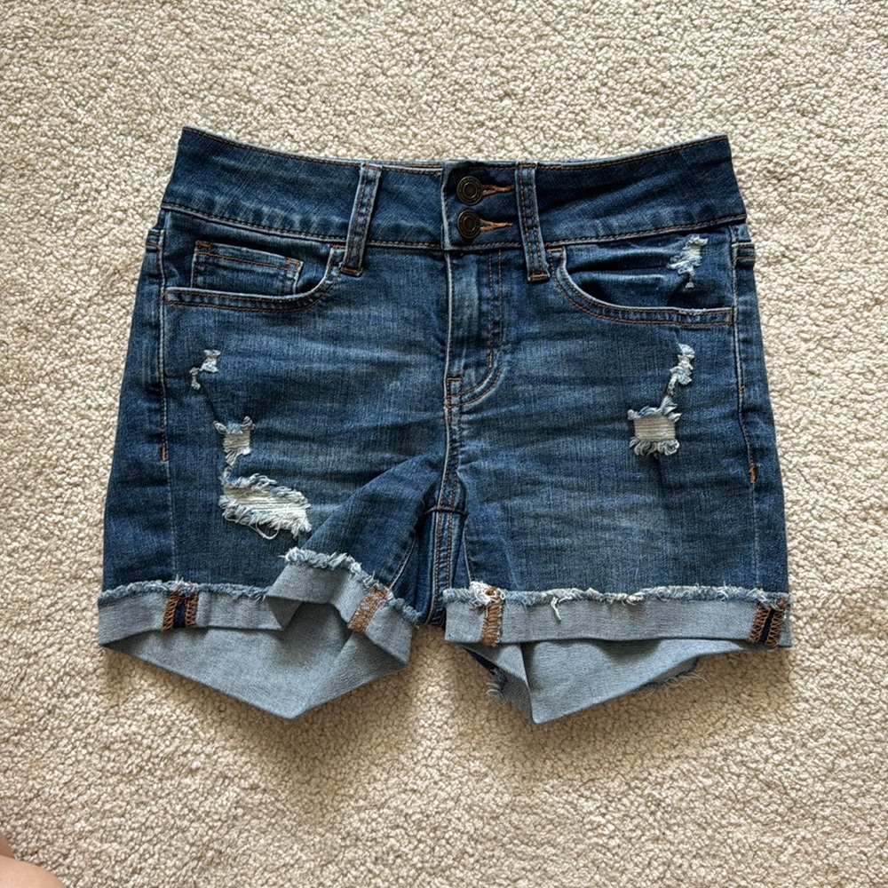 So low rise Jean shorts